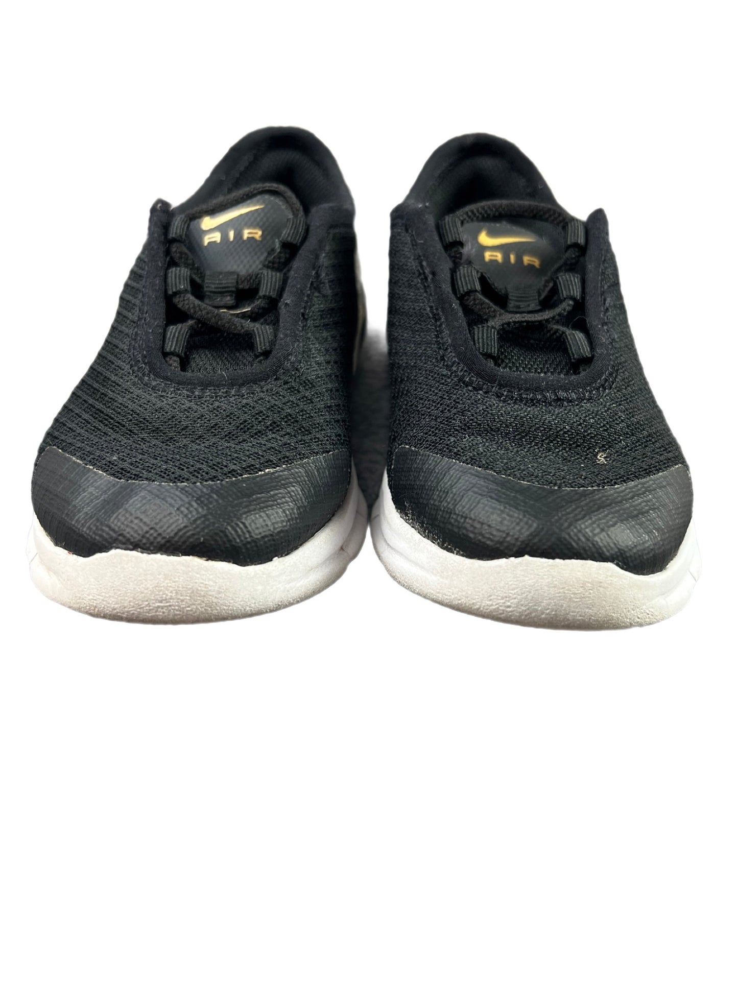 Shoes 10.0 Nike